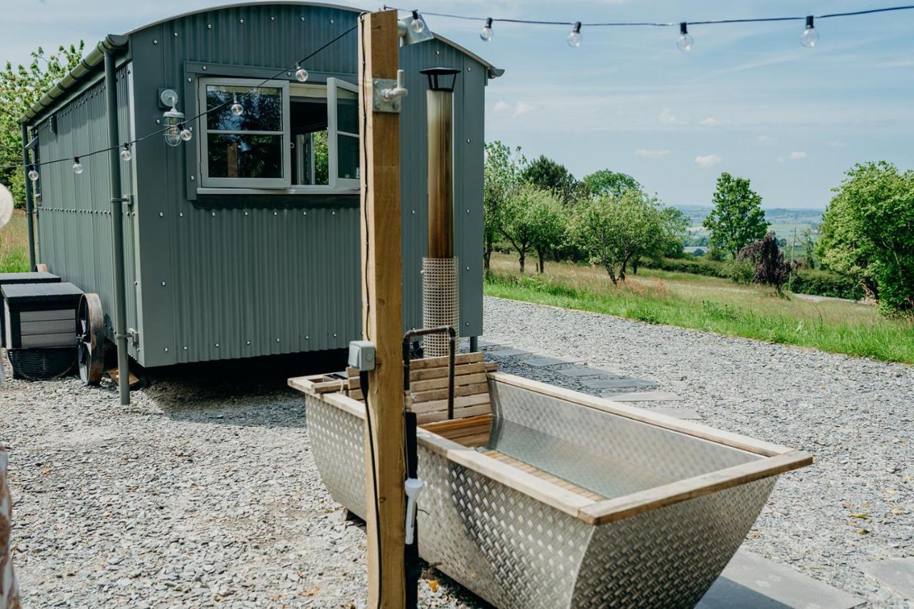 Blatchford Briar - Award Winning Private Shephards Huts With Their Own Secluded Hot Tubs Milton Abbot 外观 照片